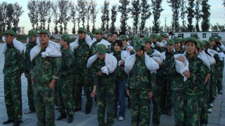 ���϶��������ְԱ�����»�ǿ��ѵ��Ӫ����ʱ�̼�ָ߰��Ķ�־